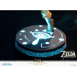 The Legend of Zelda Breath of the Wild statuette PVC Link Collector's Edition